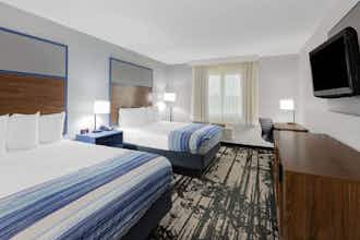 Hotel AmericInn Pella photo 4