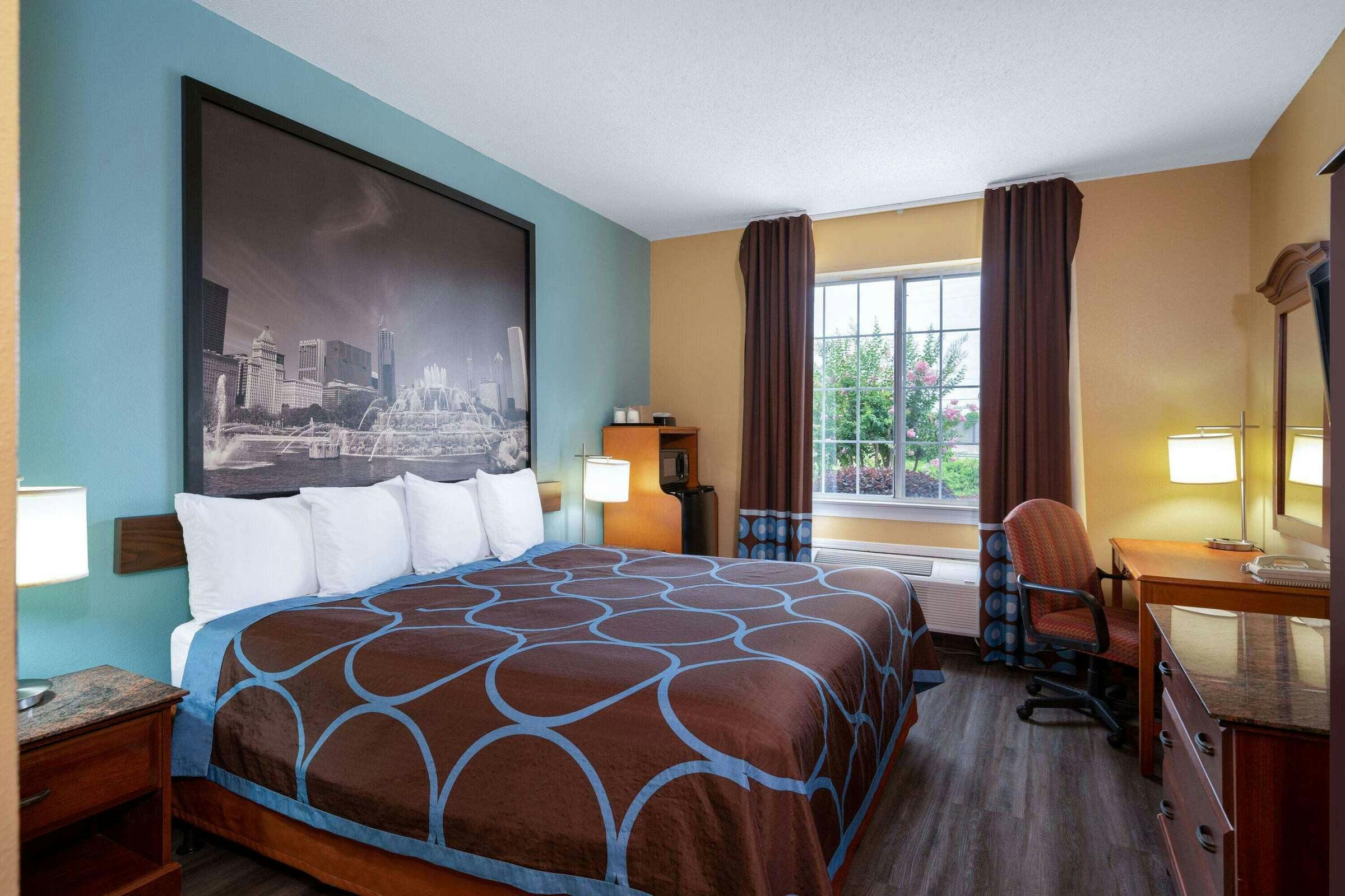 Hotel Super 8 Salisbury photo 5