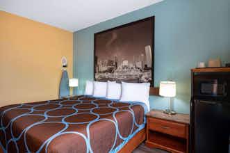 Hotel Super 8 Salisbury photo 4
