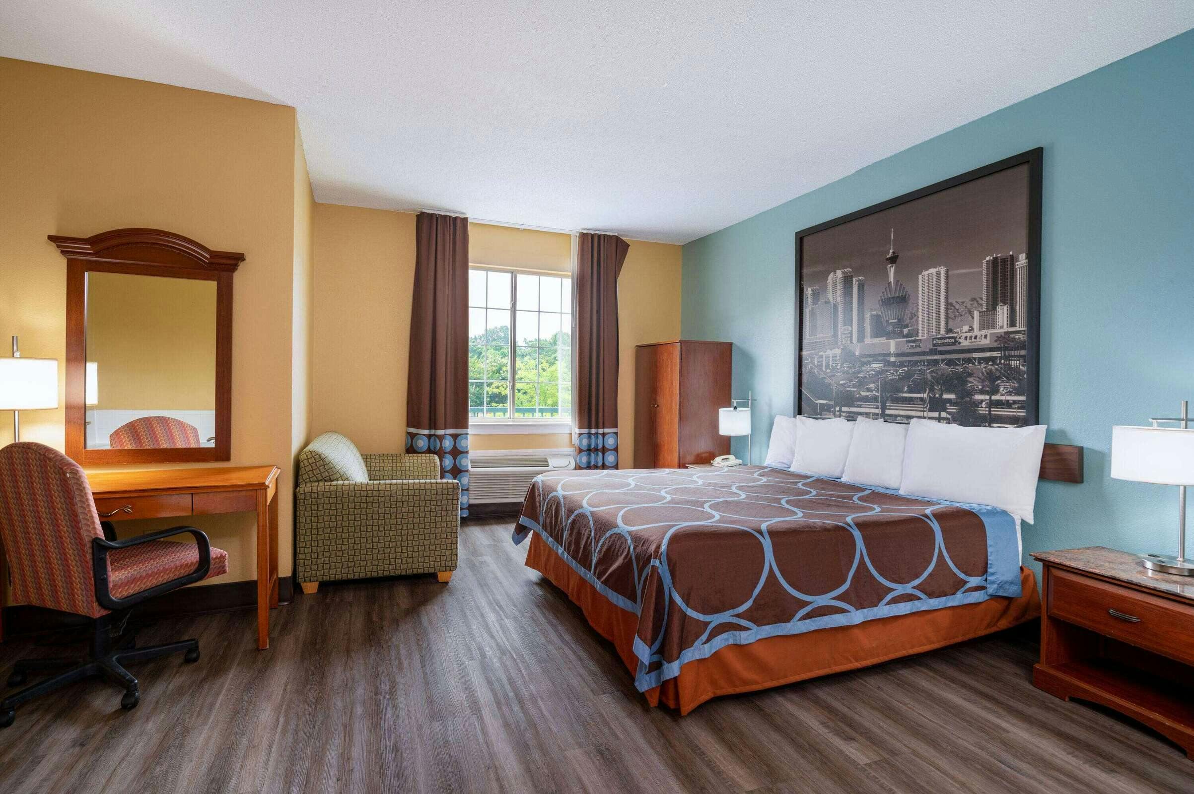Hotel Super 8 Salisbury photo 1