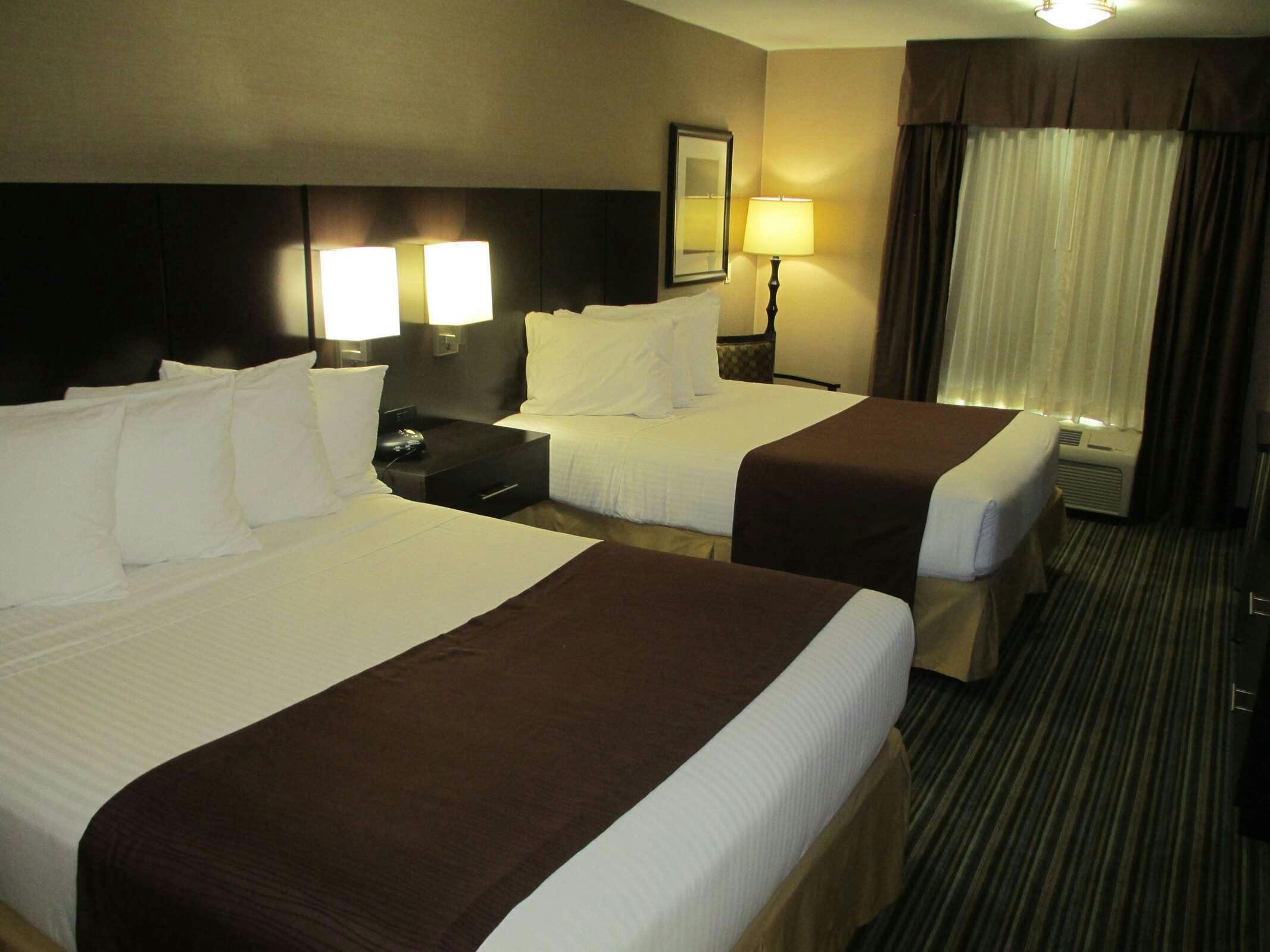 Hotel Best Western Brentwood Inn photo 2