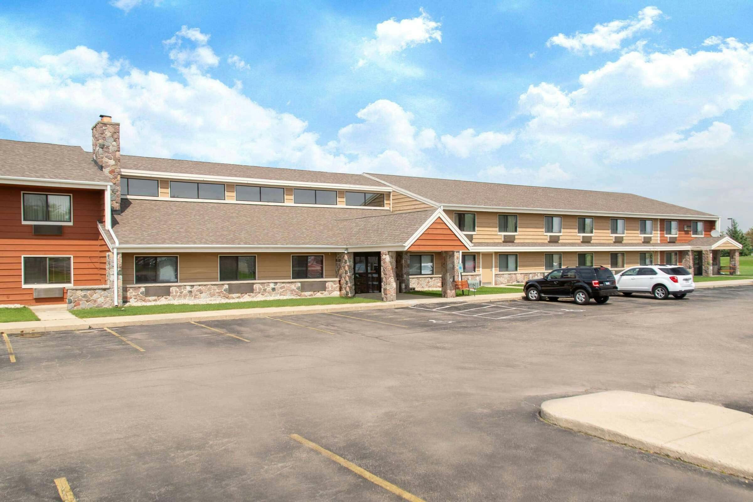 AmericInn Elkhorn