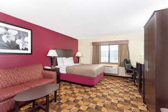 Hotel AmericInn Elkhorn photo 4