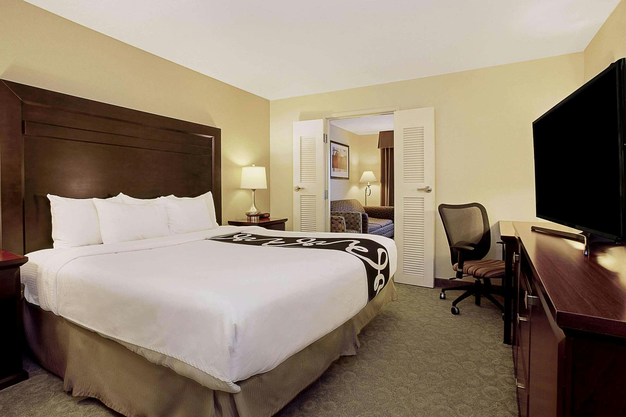 Hotel La Quinta Inn & Suites by Wyndham Bismarck photo 5