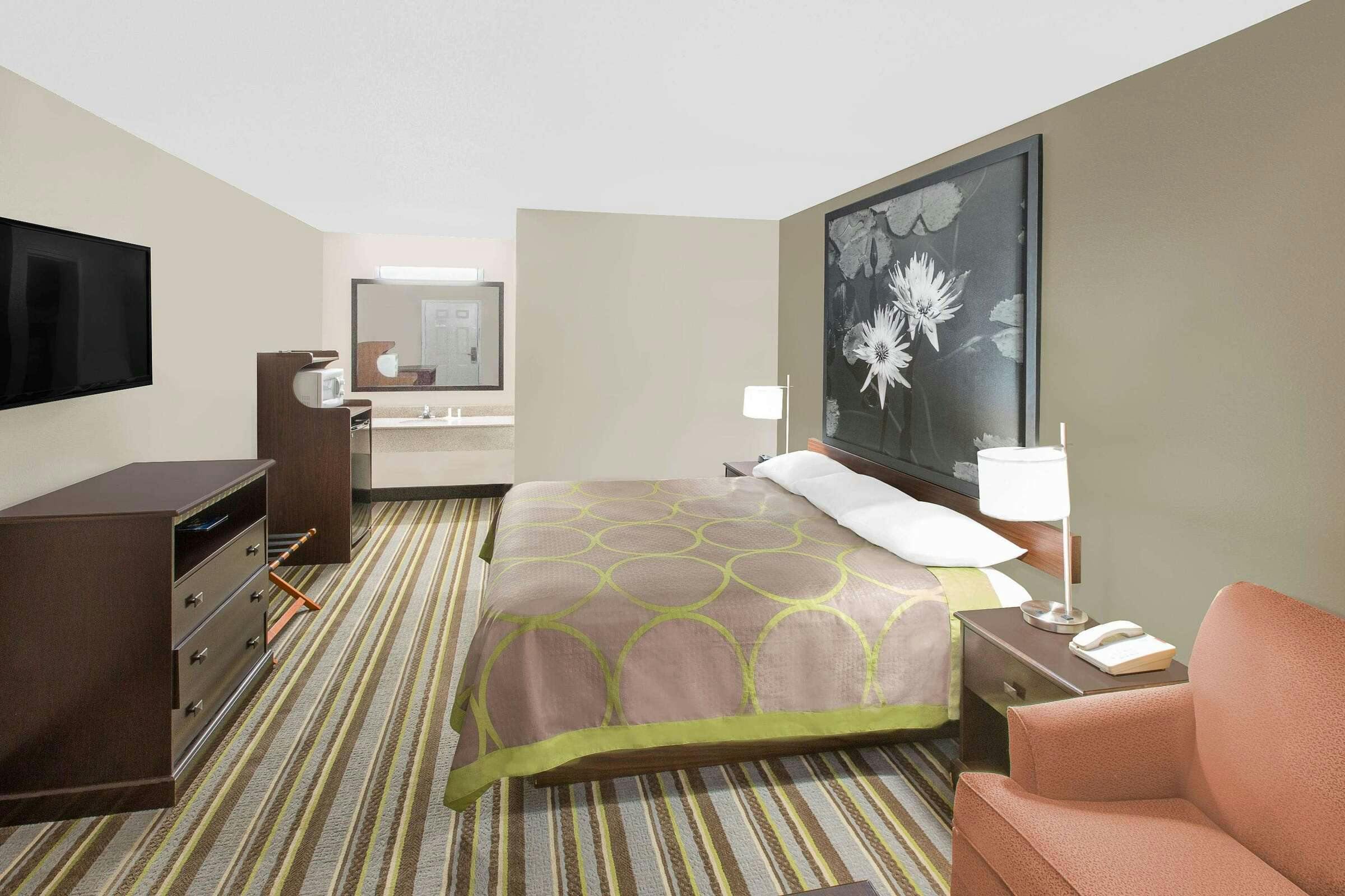 Hotel Super 8 by Wyndham Bay St. Louis photo 4