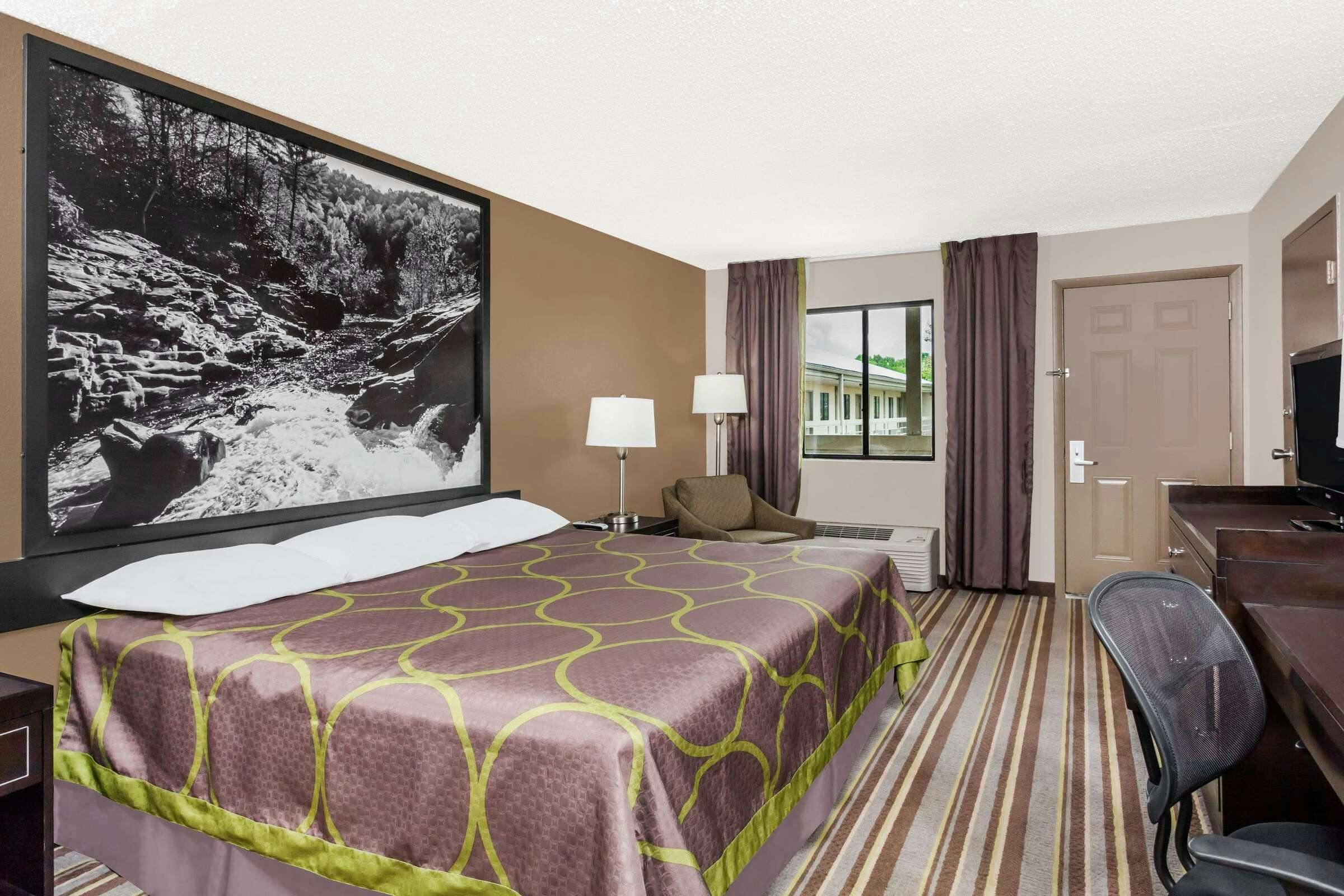 Hotel Super 8 - Monteagle TN photo 1