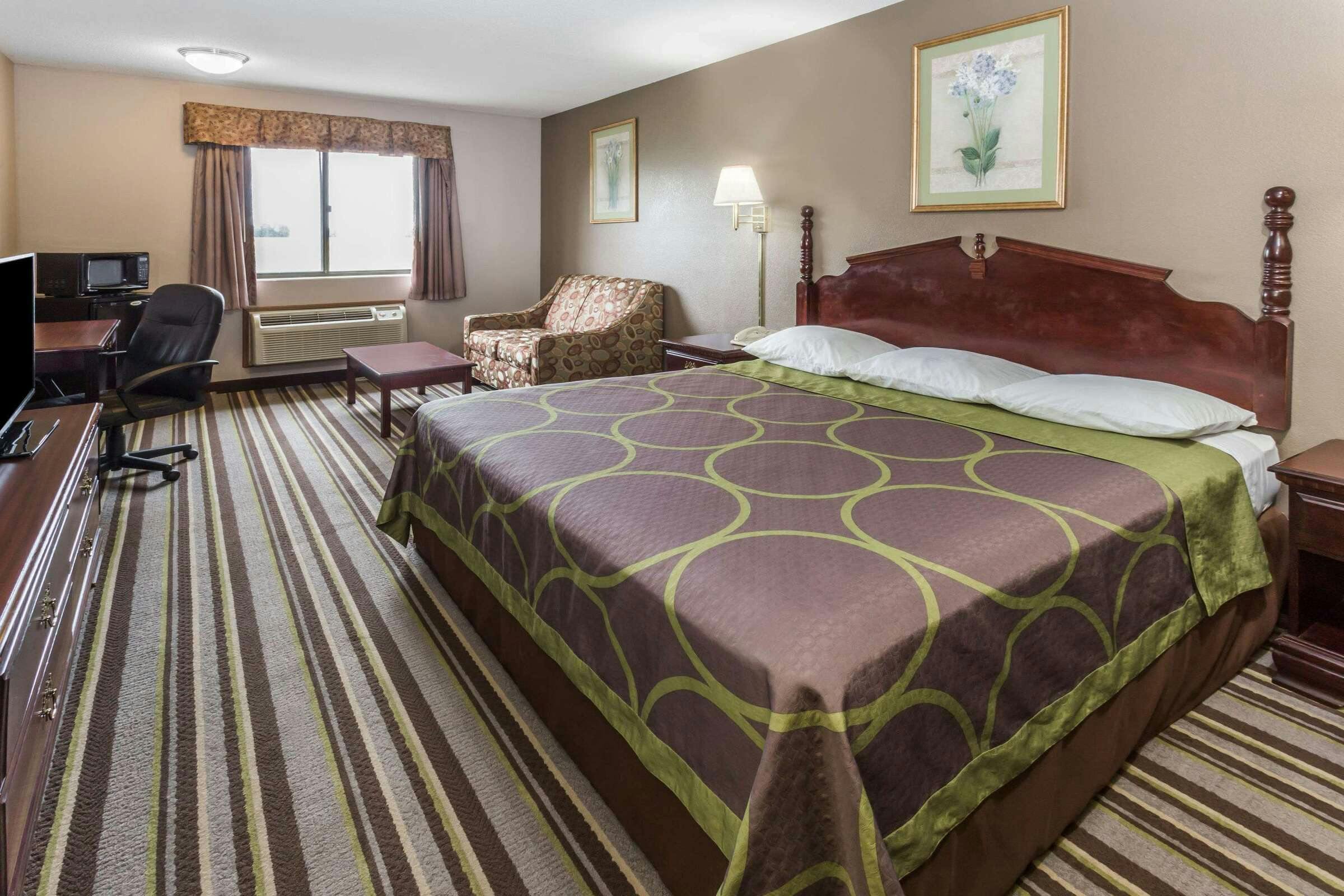 Hotel Super 8 Yorkville IL photo 3