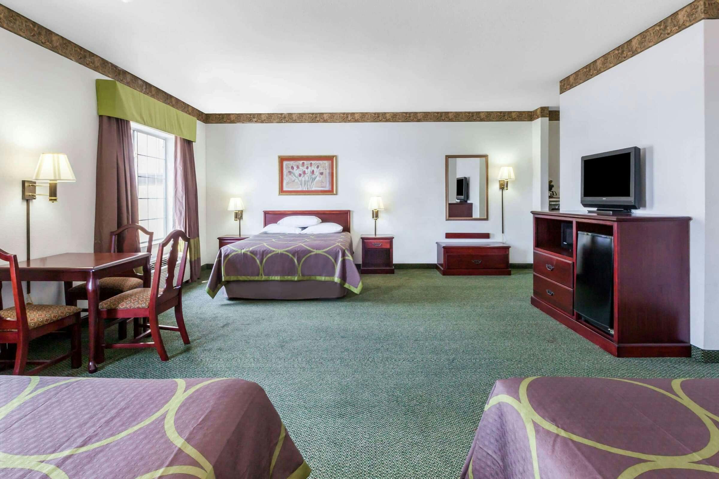 Hotel Super 8 Hillsboro photo 5