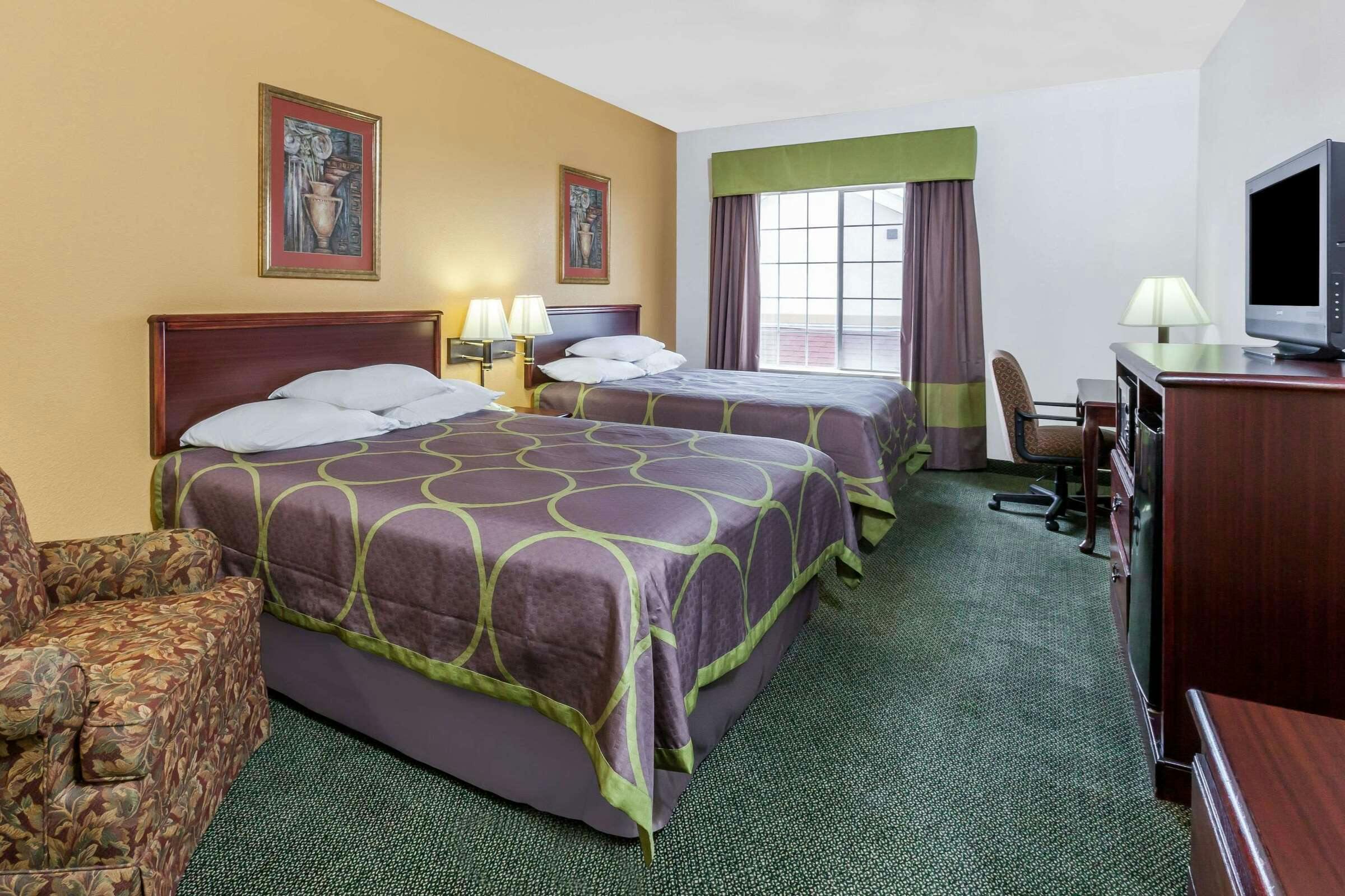 Hotel Super 8 Hillsboro photo 3