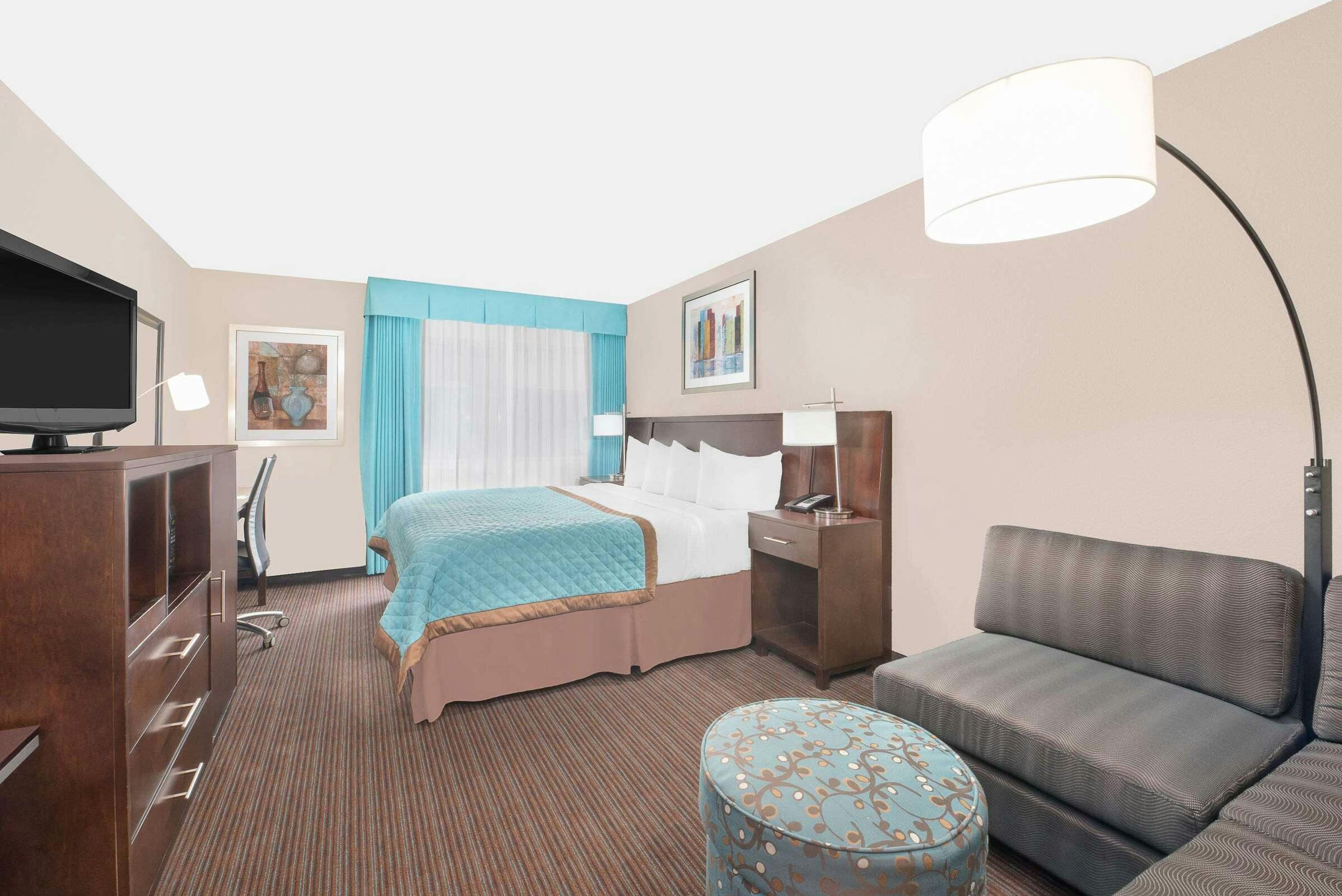 Hotel Wyndham Garden Midland photo 5
