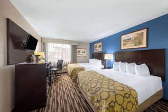 Hotel Baymont Inn Suites Springfield photo 2