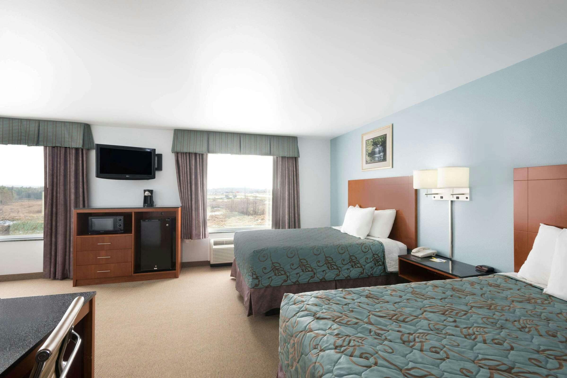Hotel Days Inn Watertown Fort Drum photo 1