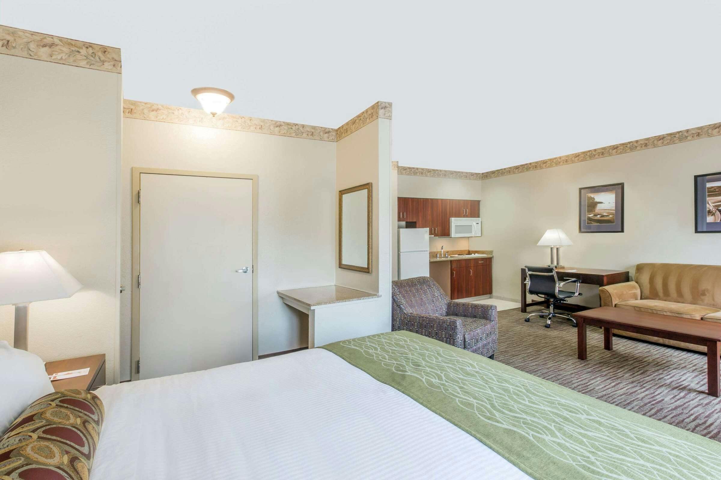 Hotel Hawthorn Suites Rancho Cordova photo 1