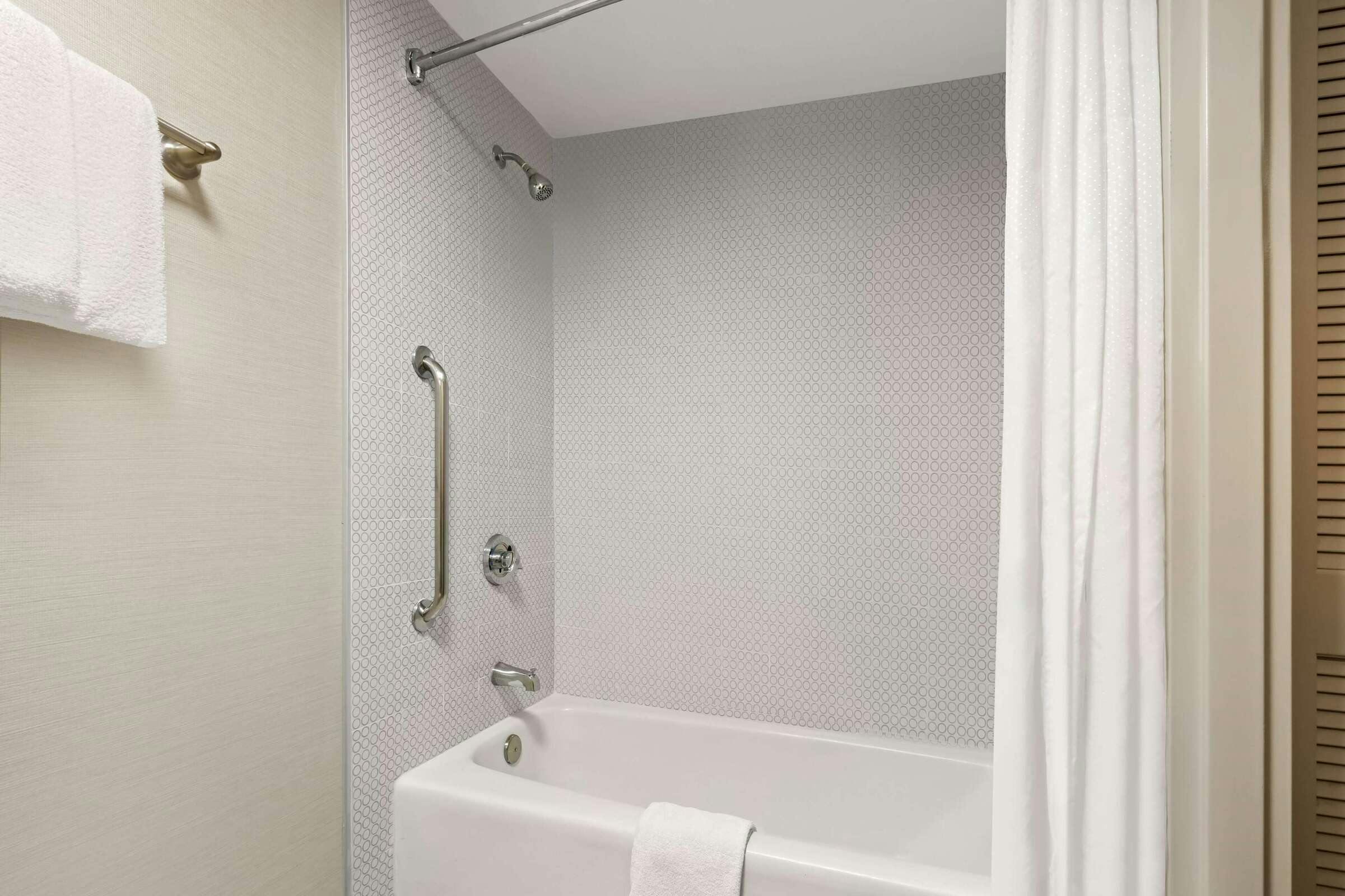 Hotel Super 8 by Wyndham Dallas Love Field Airport photo 3