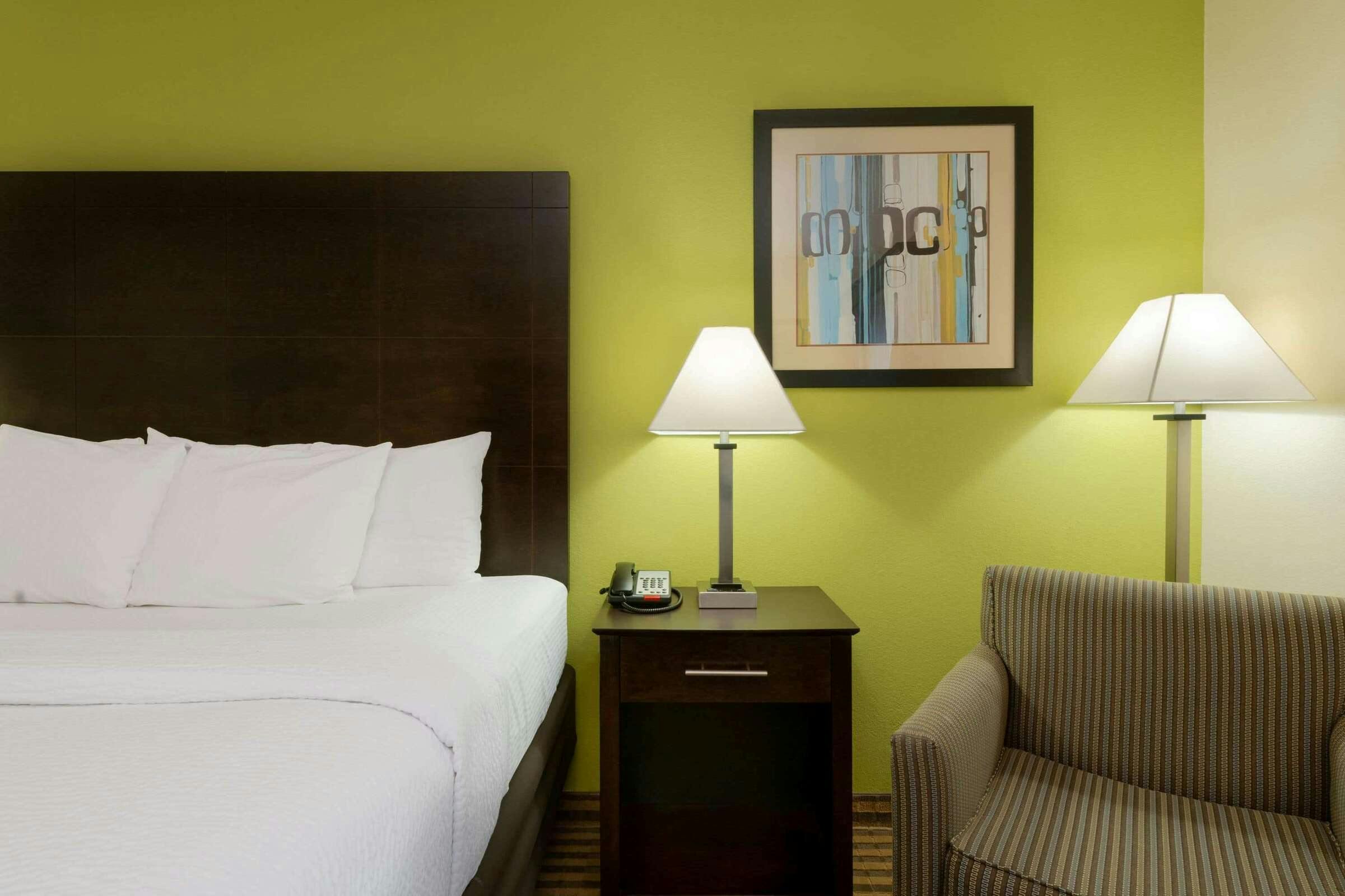 Hotel La Quinta Inn Ste Grove City photo 4