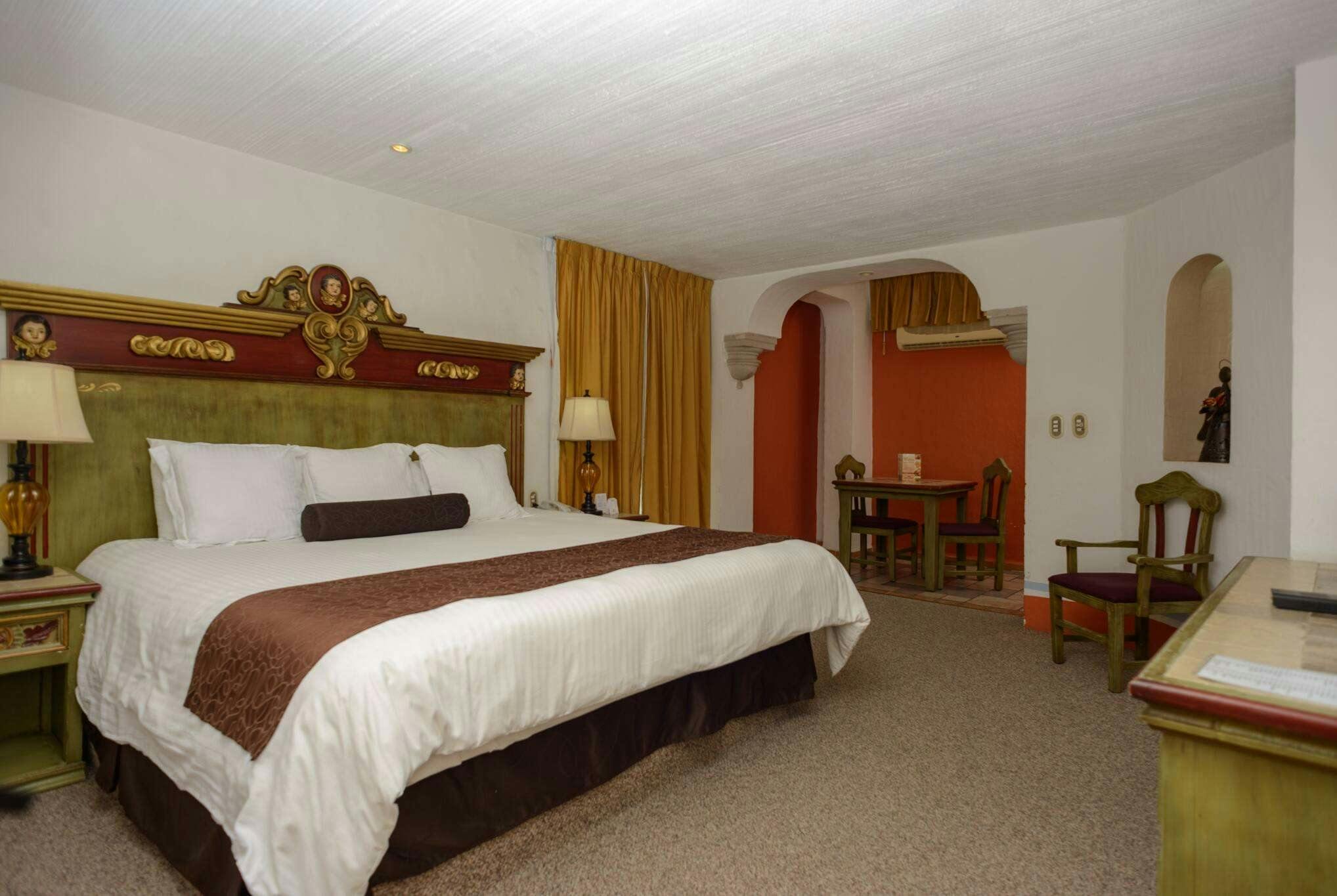 Hotel Howard Johnson by Wyndham Morelia Calle Real photo 1