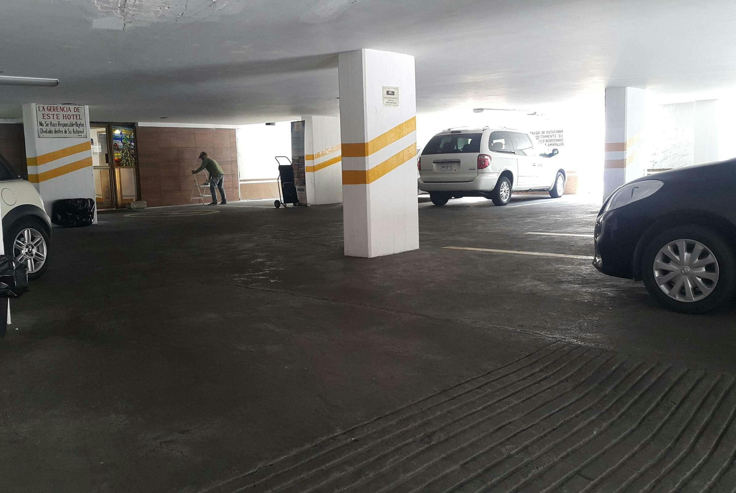 Hotel Howard Johnson by Wyndham Morelia Calle Real photo 4