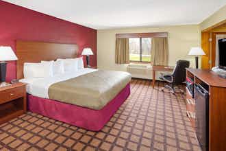Hotel AmericInn Burlington photo 1