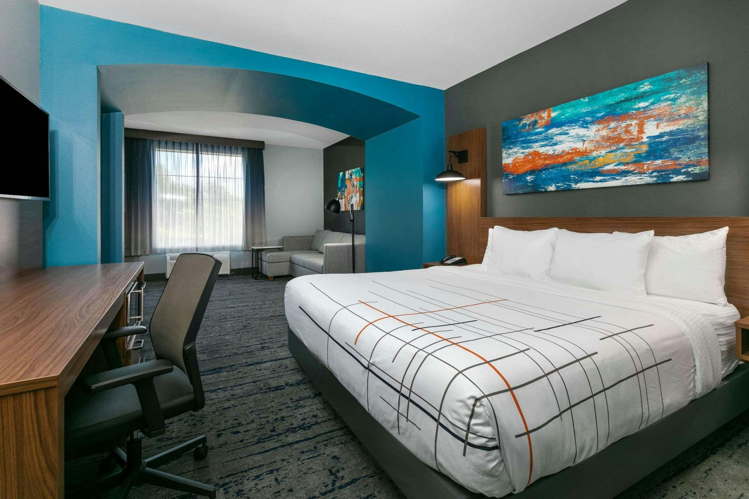Hotel LQ Jacksonville TX photo 4