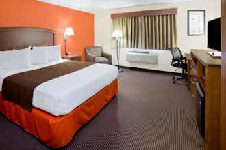 Hotel AmericInn by Wyndham Ironwood photo 1