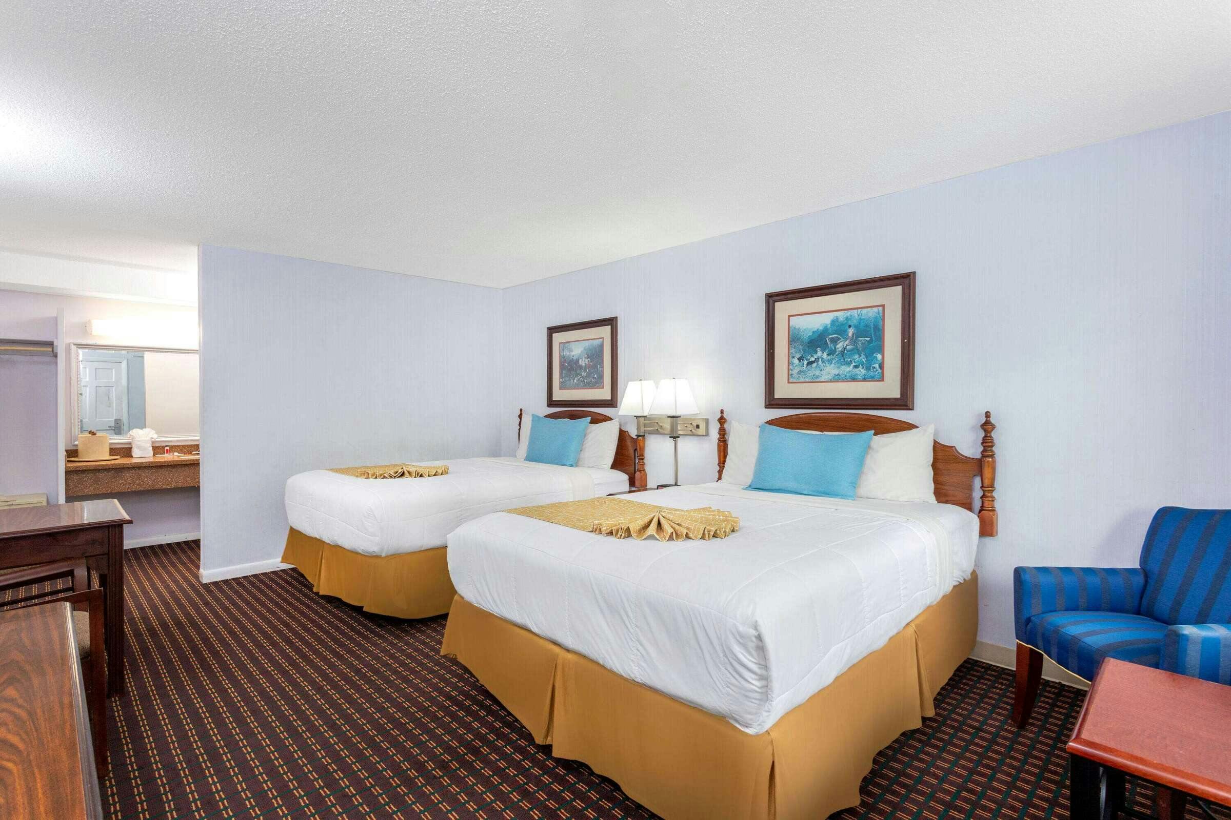 Hotel Travelodge Cape Cod Area photo 4
