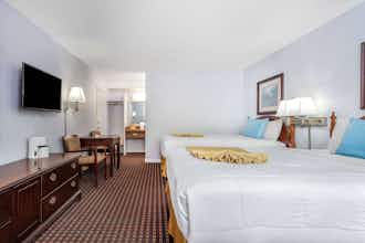 Hotel Travelodge Cape Cod Area photo 5
