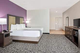 Hotel La Quinta Inn & Suites by Wyndham Corpus Christi - Portland photo 3