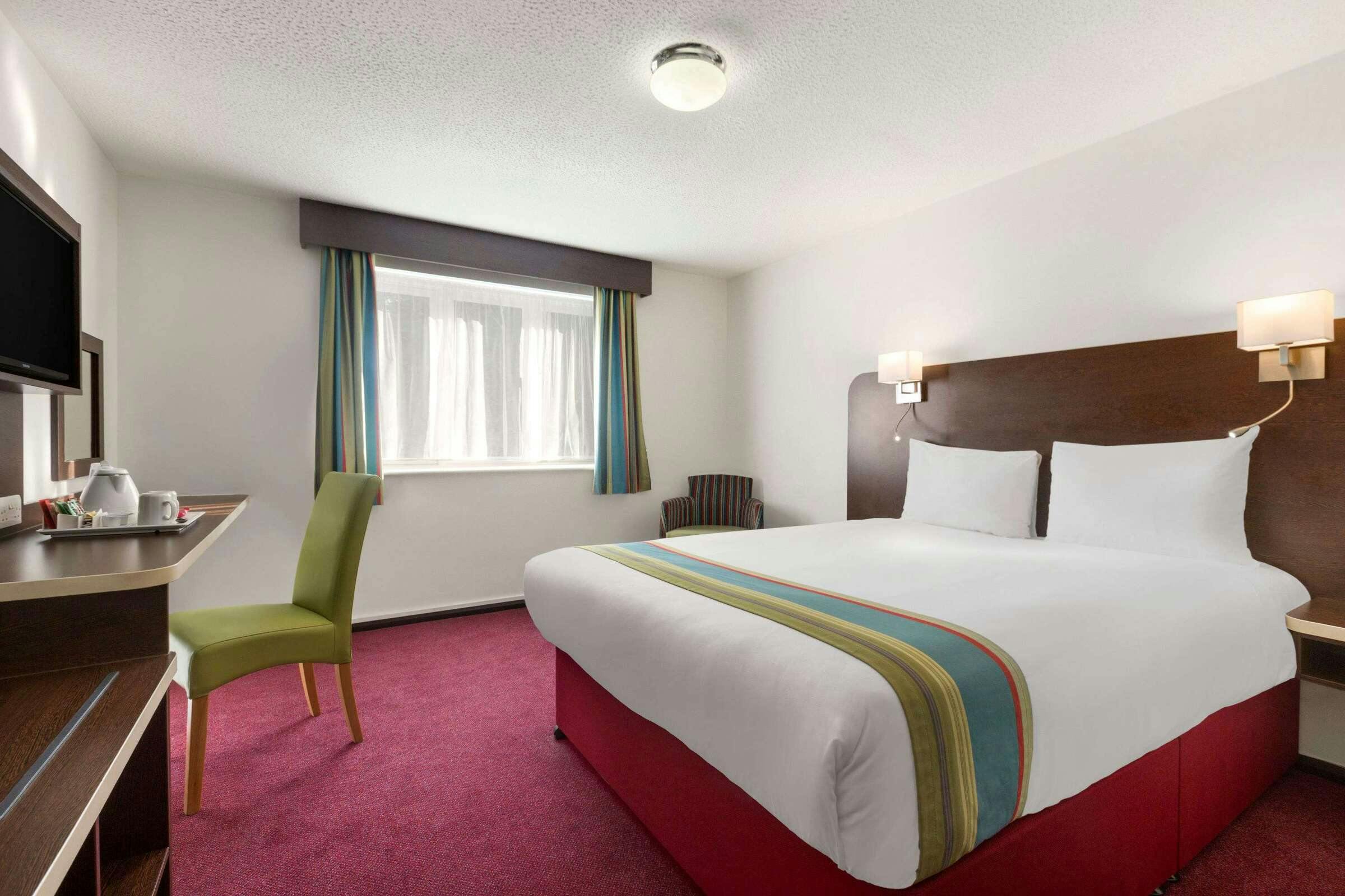 Hotel Ramada South Mimms M25 photo 4