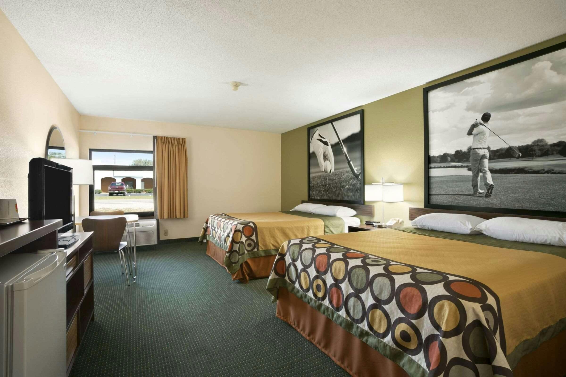 Hotel Super 8 by Wyndham Columbia City photo 4