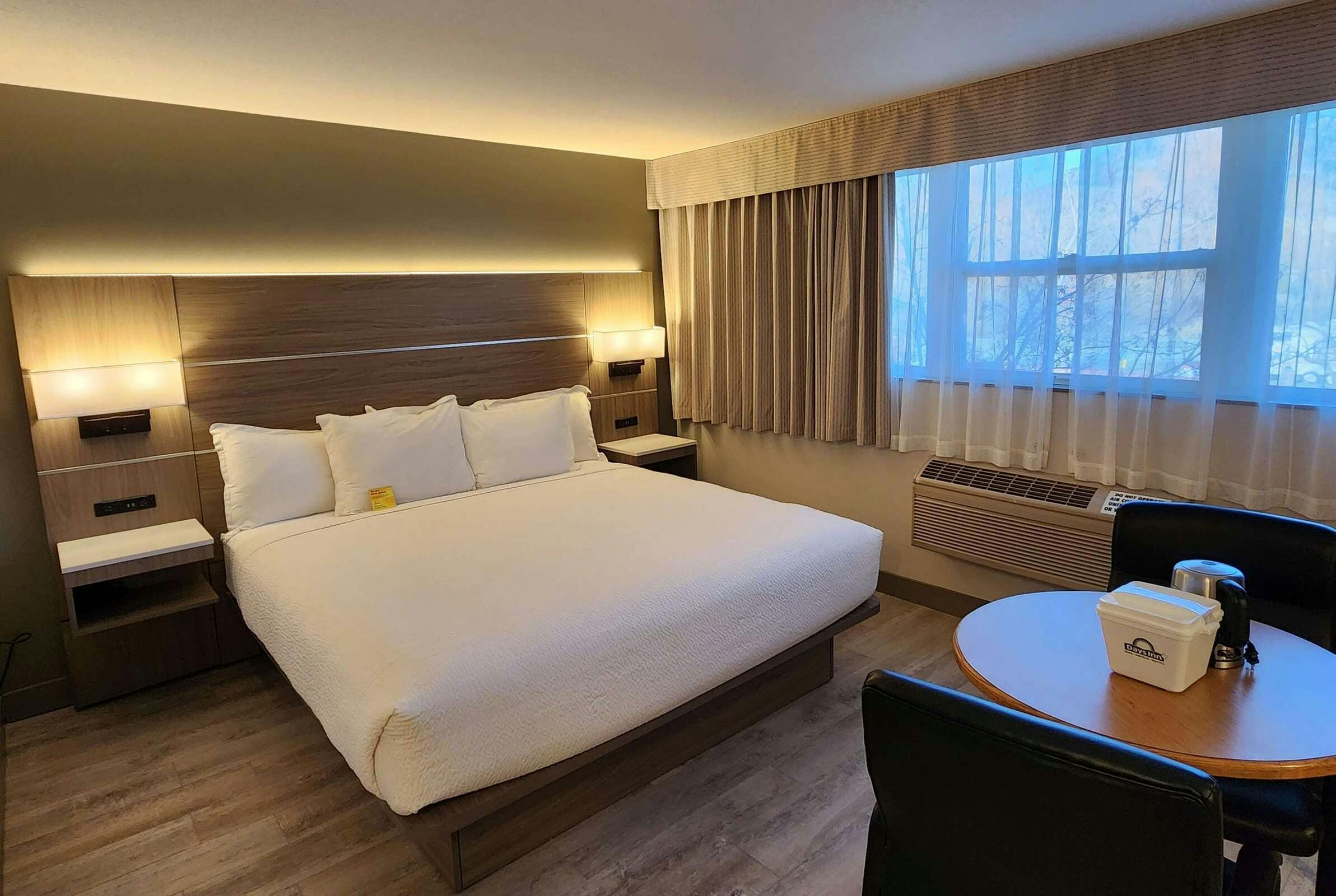 Hotel Days Inn by Wyndham Penticton Conference Centre photo 4