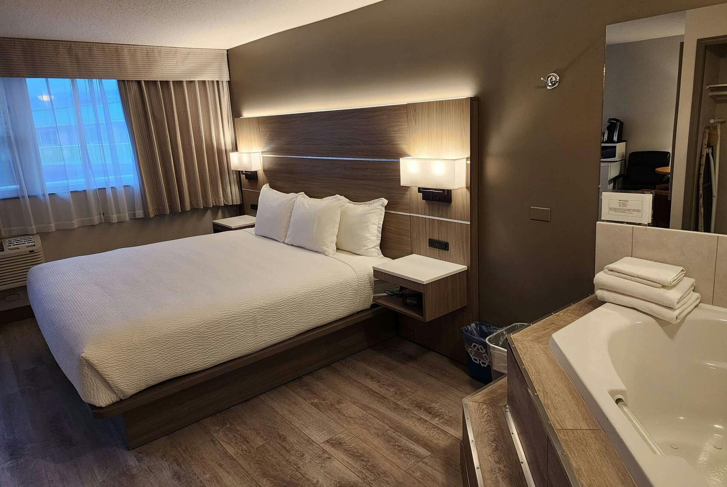 Hotel Days Inn by Wyndham Penticton Conference Centre photo 5