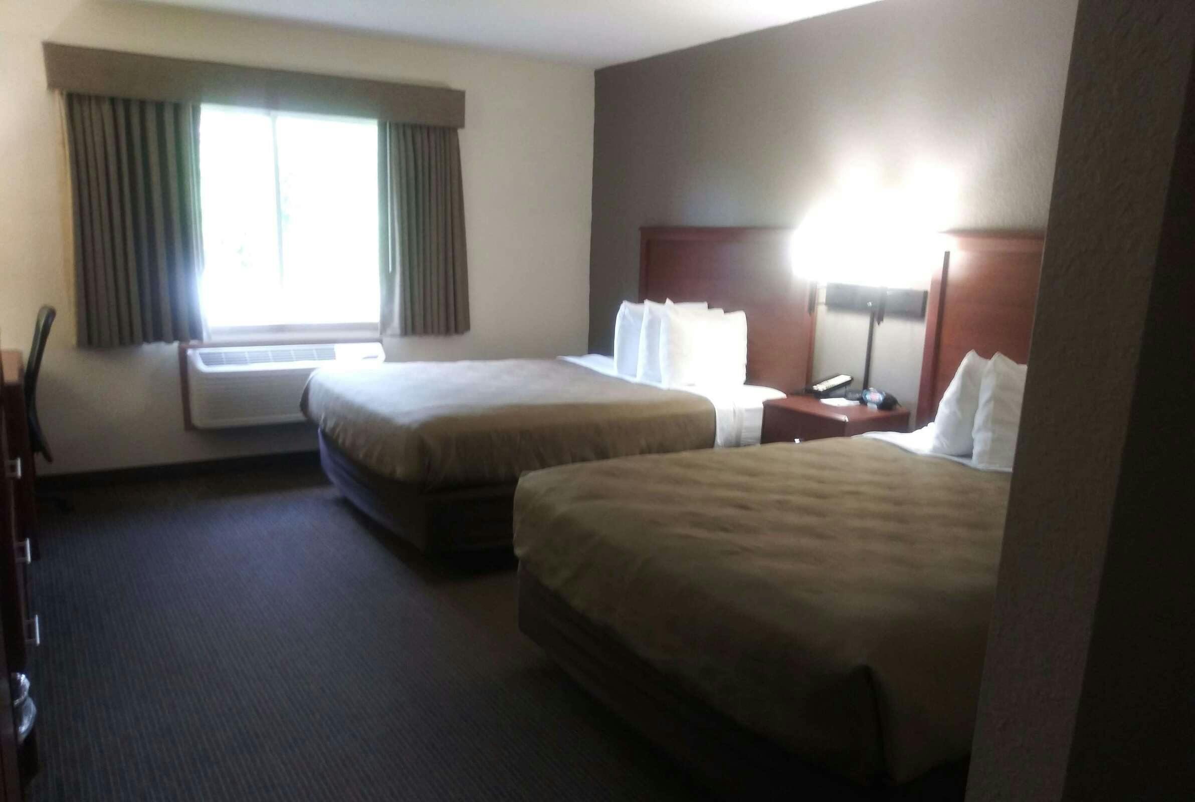 Hotel AmericInn by Wyndham Red Wing photo 4