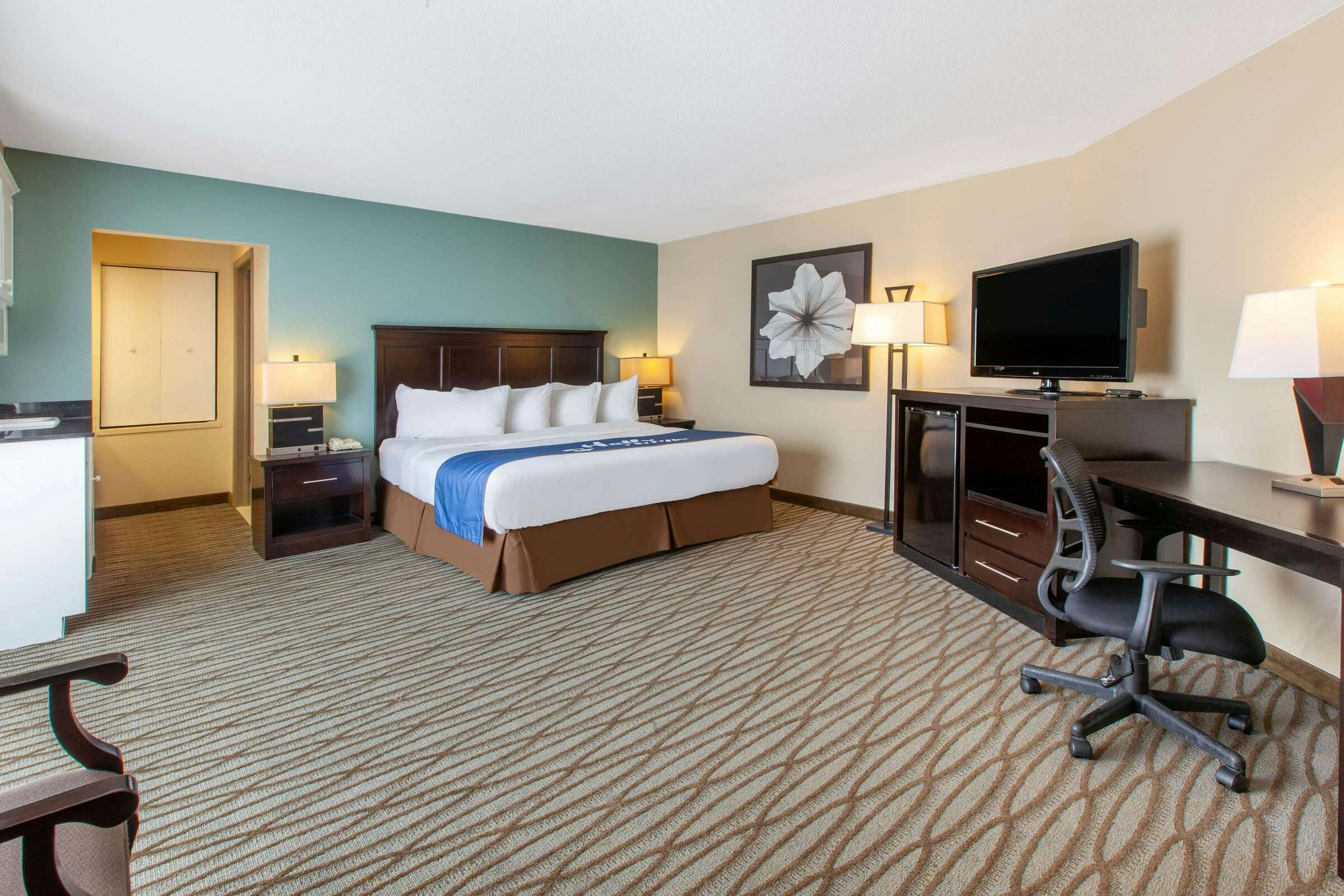 Hotel Days Inn Petoskey photo 3