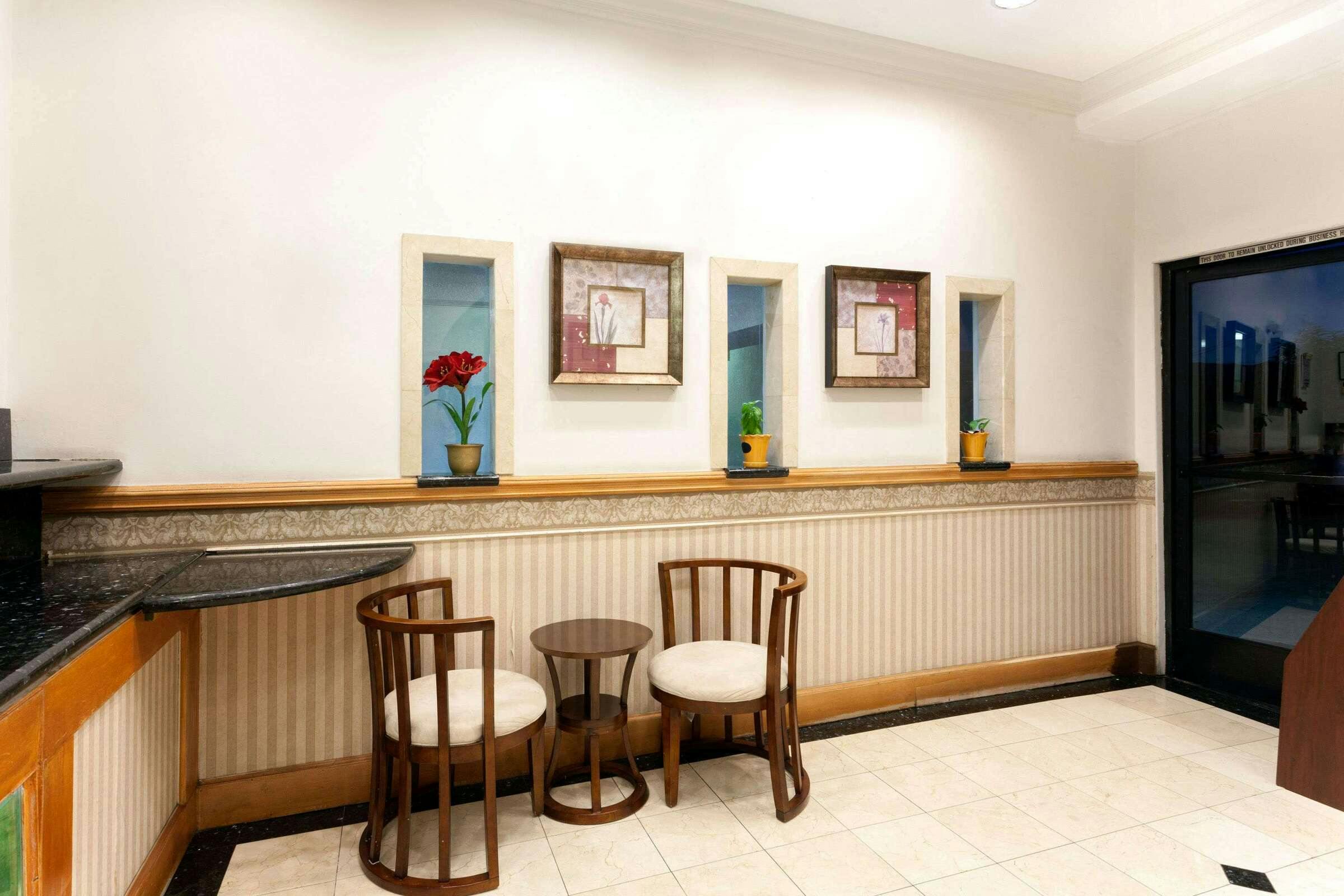 Hotel Days Inn Alhambra CA photo 1