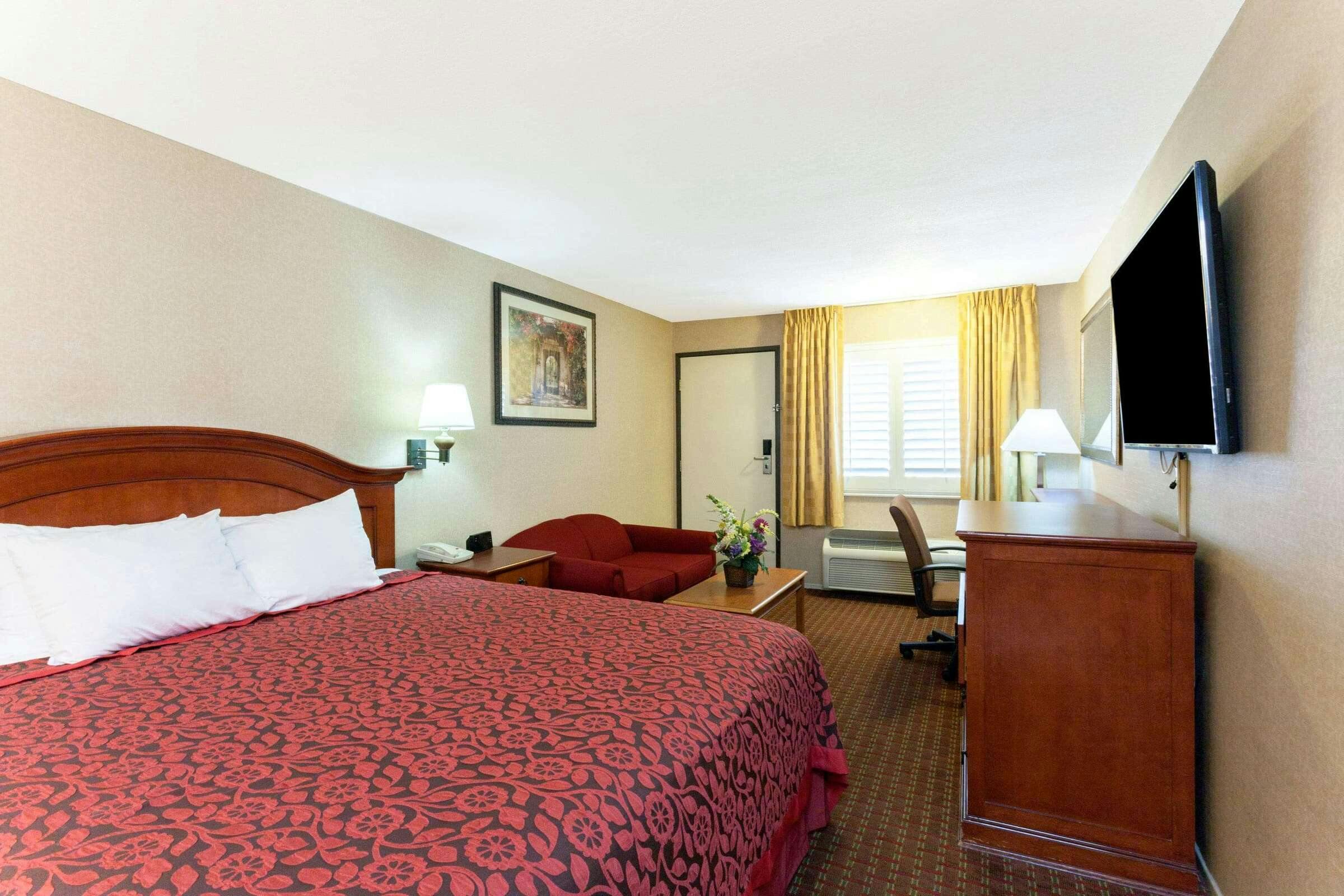 Hotel Days Inn Alhambra CA photo 3