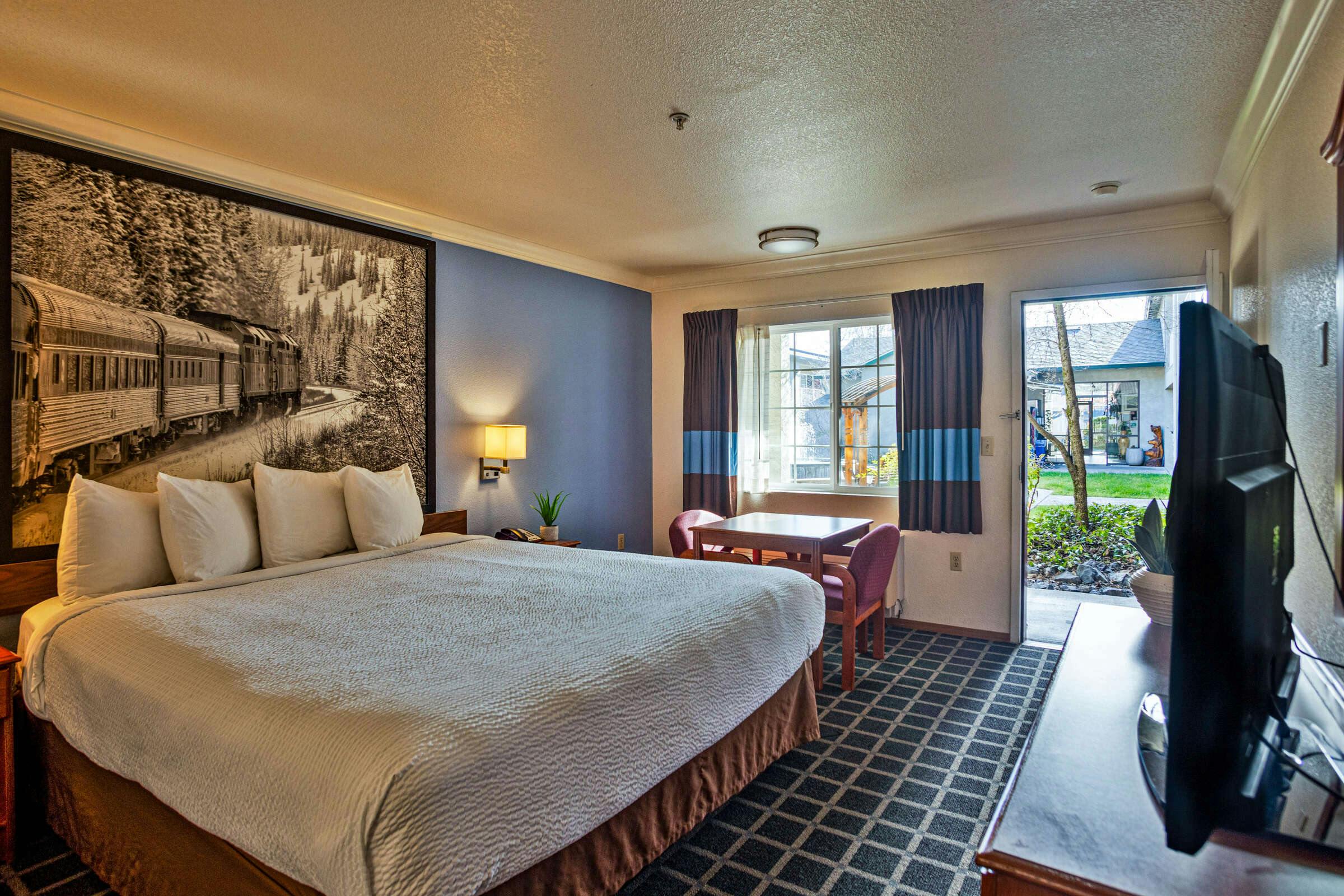 Hotel Creekside Inn & Suites photo 2