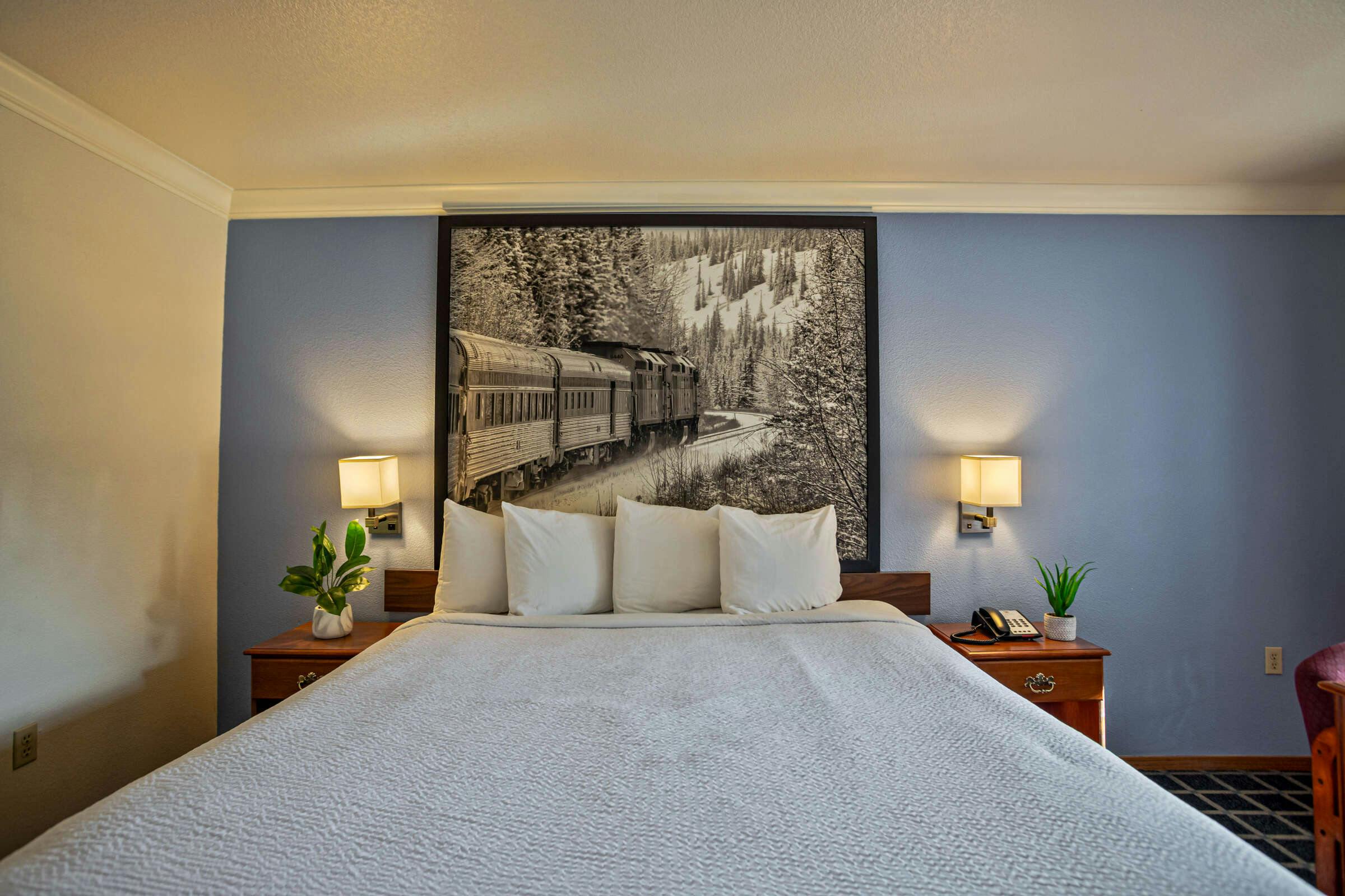 Creekside Inn & Suites