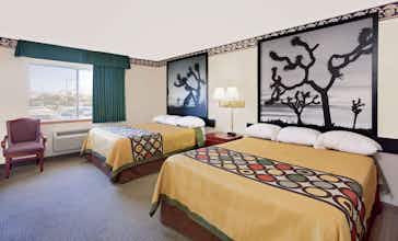 Hotel Super 8 Yucca Val Jshua Tree N photo 4