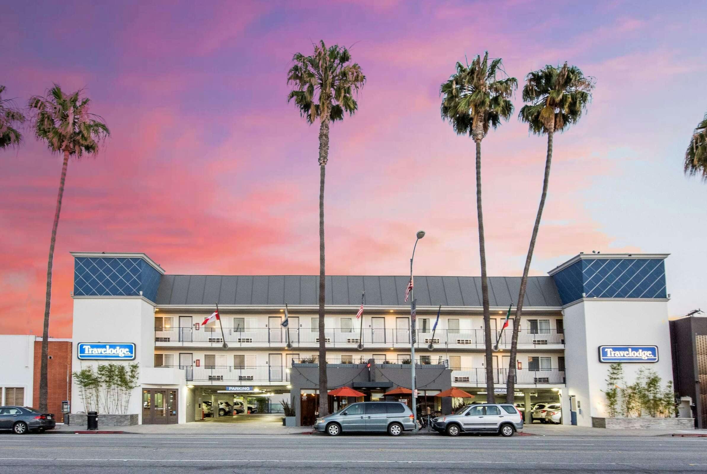 Hotel Travelodge Culver City photo 1