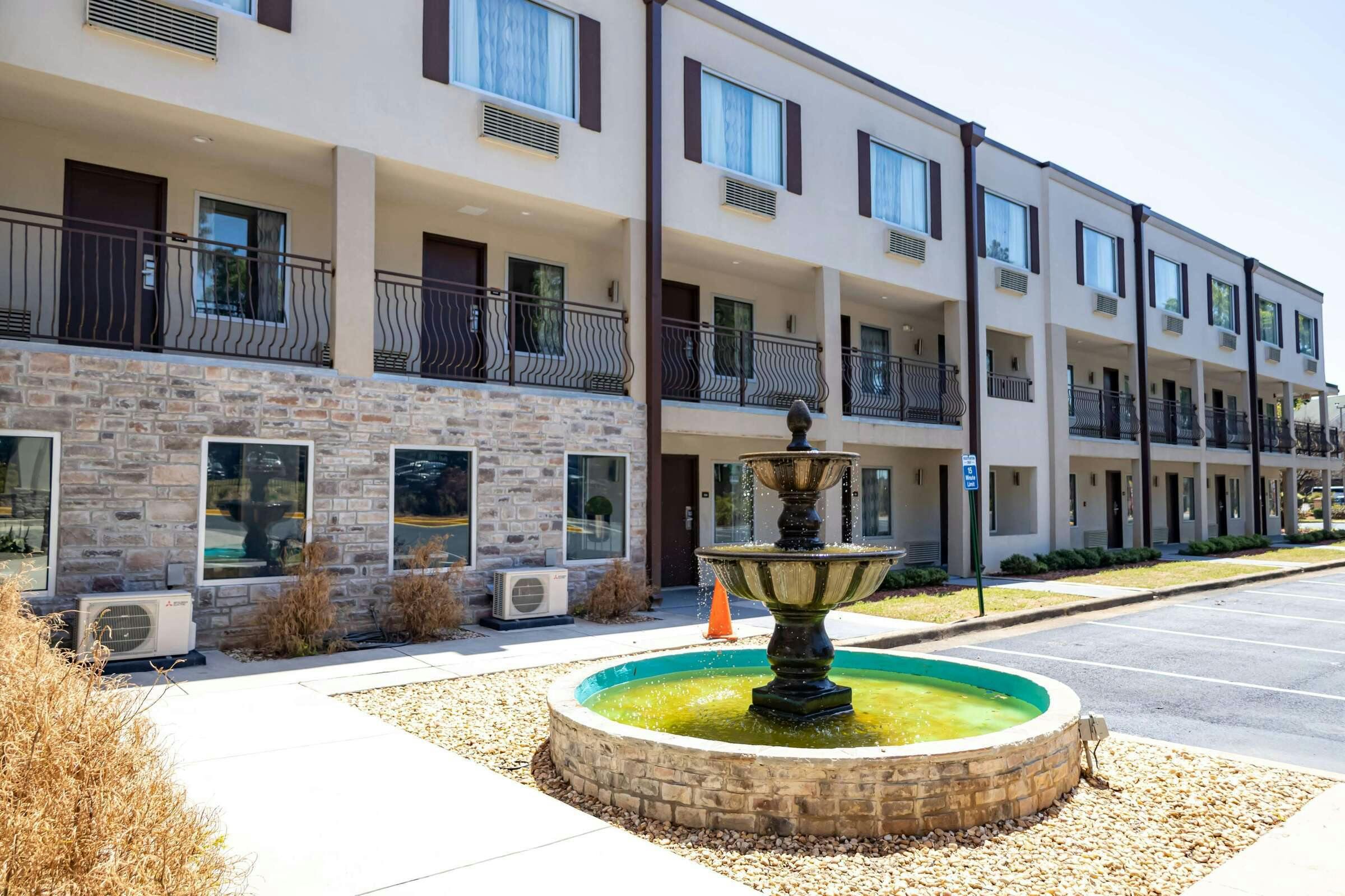 Baymont Inn CollegePark South