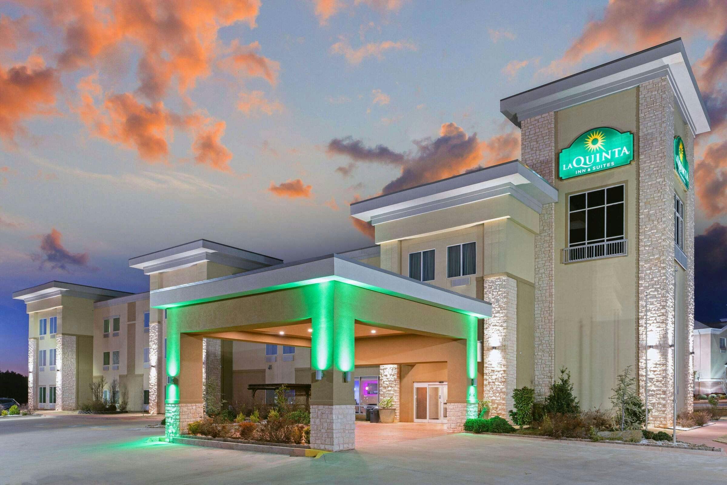 La Quinta Inn Suites Guthrie