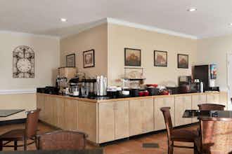 Hotel Ramada Elizabethtown photo 4