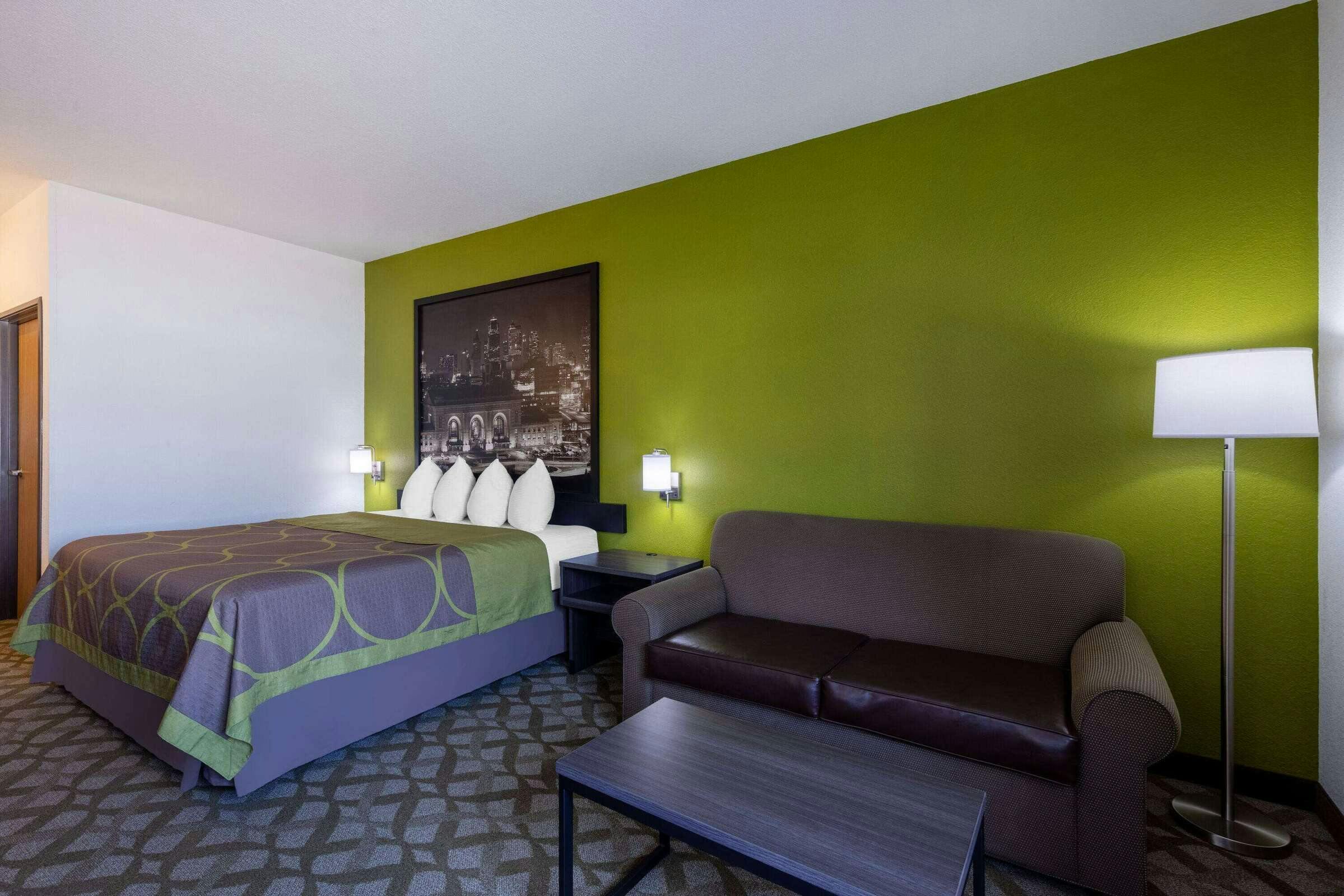 Hotel Super 8 by Wyndham De Soto photo 5