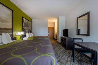 Hotel Super 8 by Wyndham De Soto photo 4