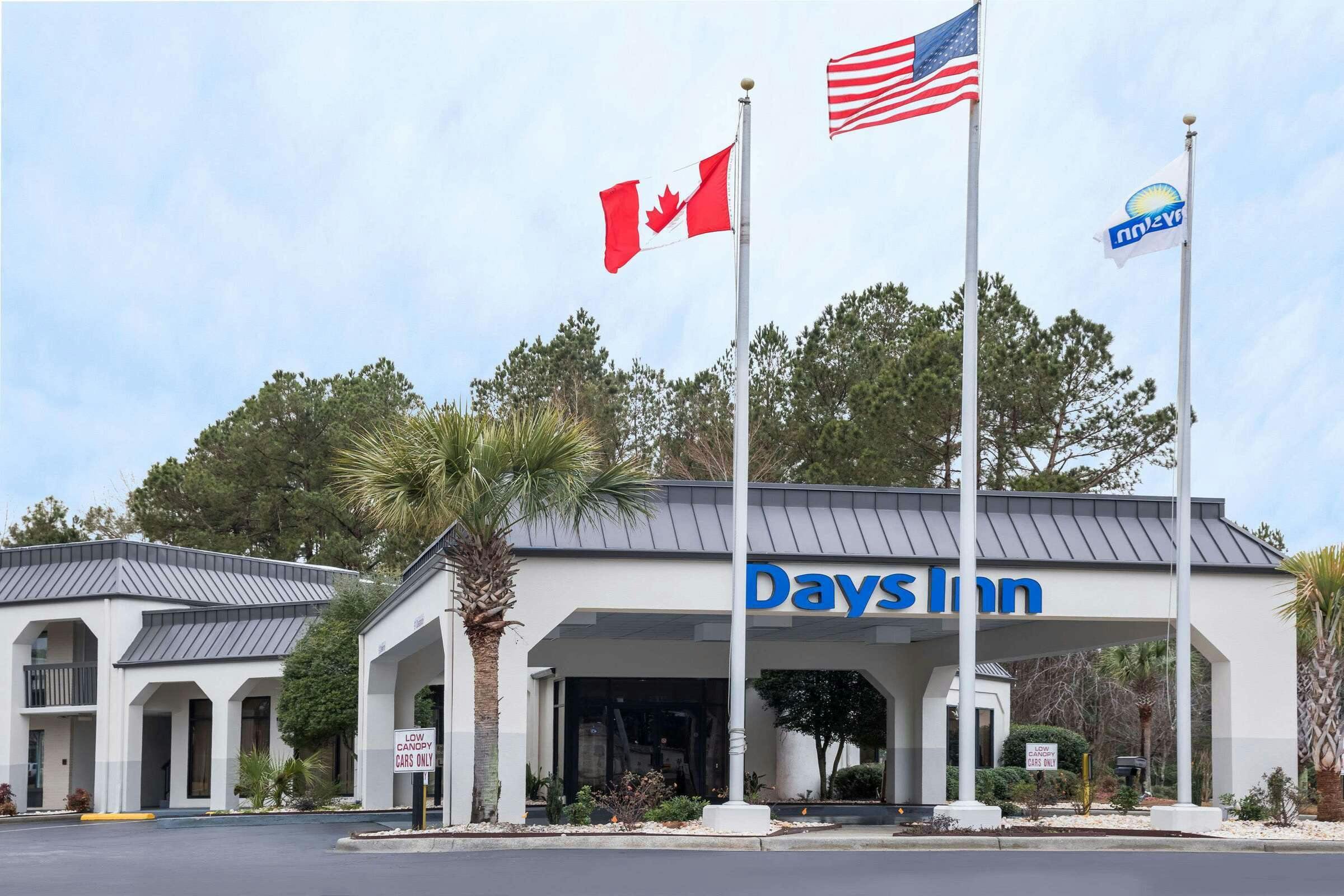 Days Inn by Wyndham Walterboro, SC