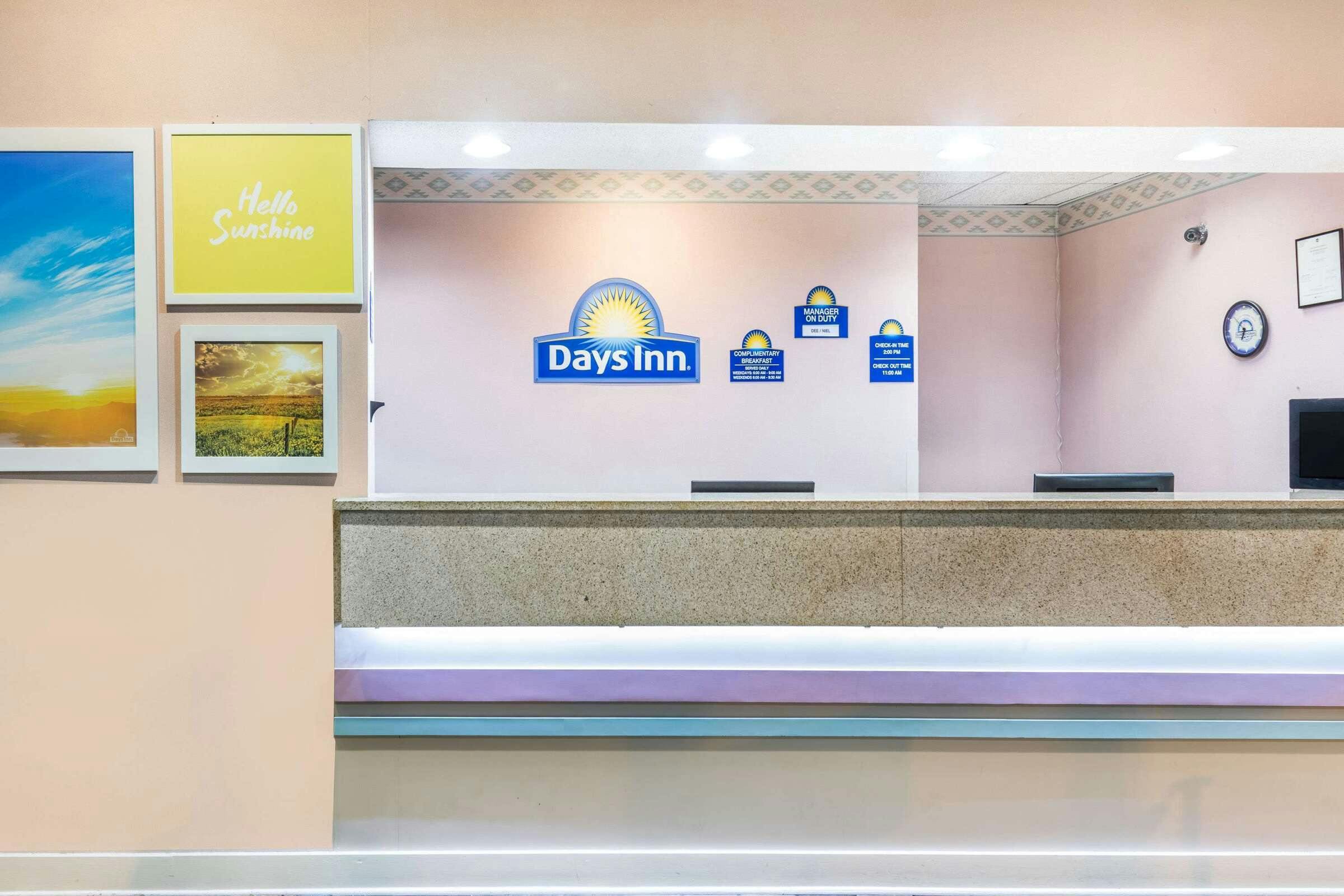 Hotel Days Inn by Wyndham Walterboro, SC photo 1
