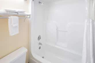 Hotel Days Inn by Wyndham Walterboro, SC photo 2