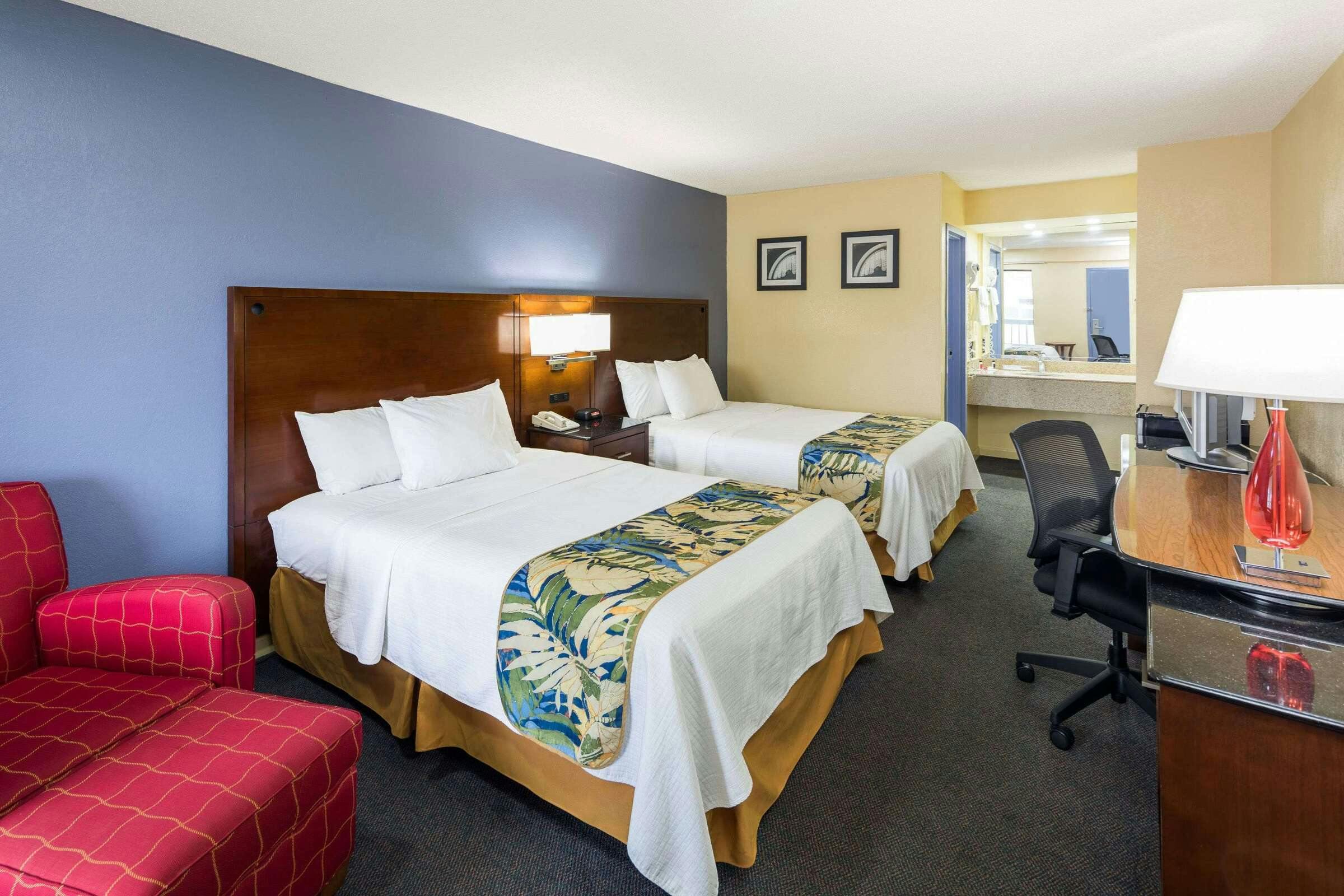 Hotel Days Inn by Wyndham Walterboro, SC photo 4