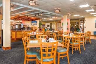 Hotel Ramada Plaza by Wyndham Nags Head Oceanfront photo 1