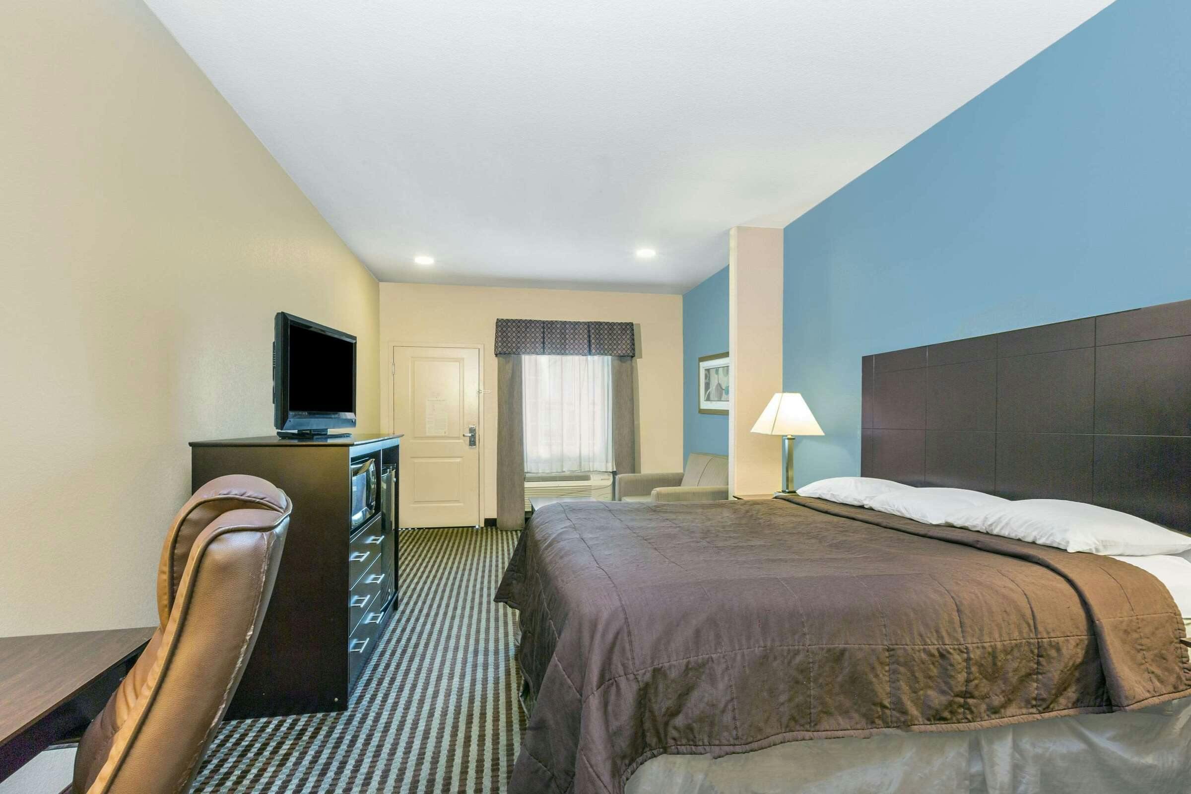 Hotel Super 8 Center photo 3